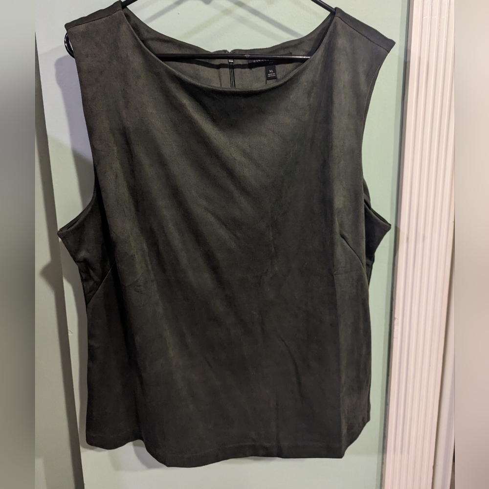 🔥NWT: 🔥 Normcore Baddie Banana Republic XL Olive Green Velvet Top